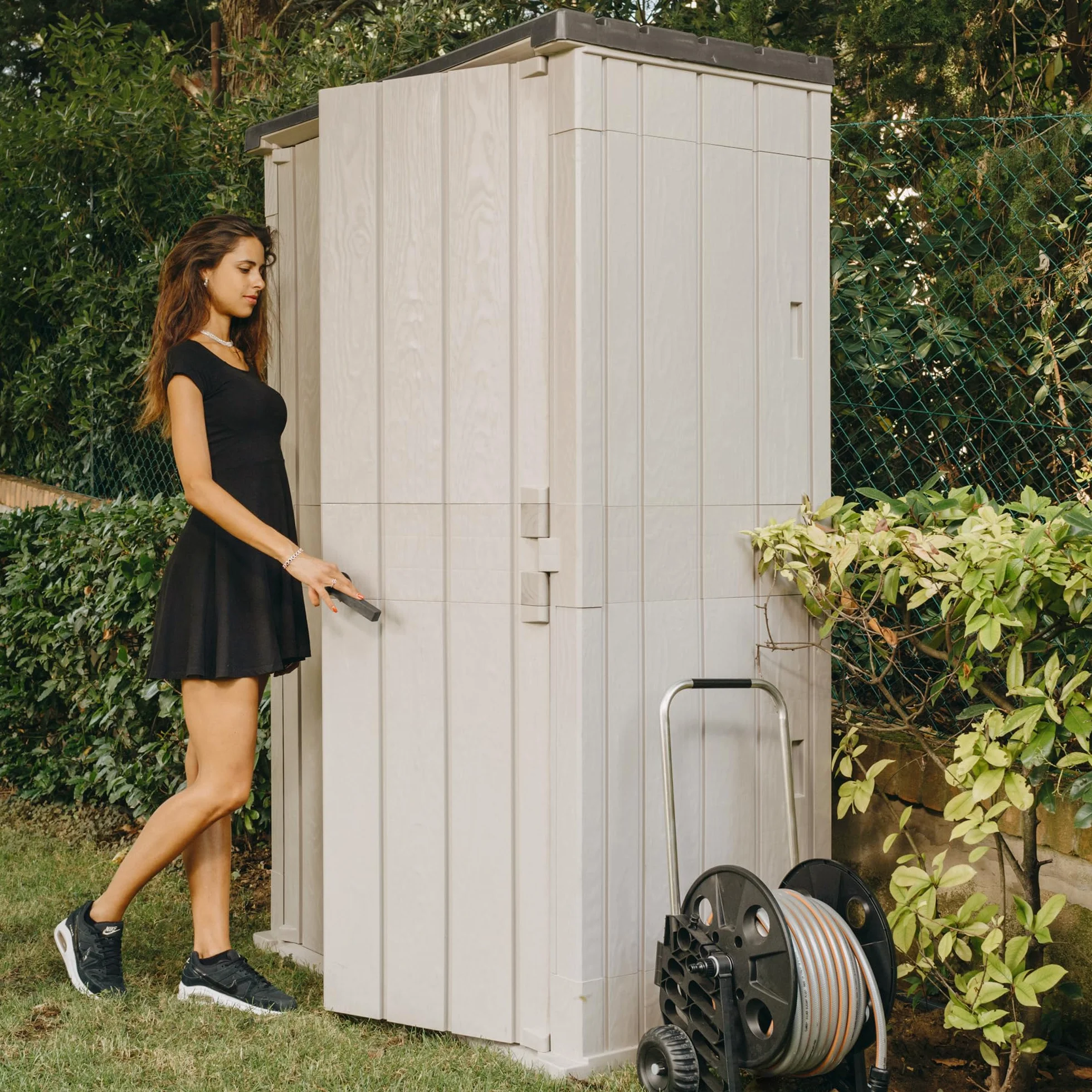 Toomax Baúl de Exterior para Herramientas 1670L Polipropileno Reciclado Efecto Madera Gris Topo Antracita