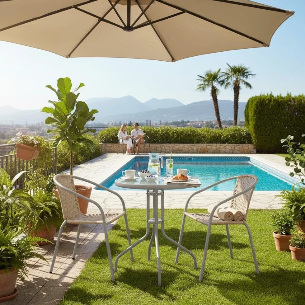 MONTY Conjunto Jardín Exterior Mesa Cristal Templado Ø60cm 2 Sillones Ratan Beige Apilables
