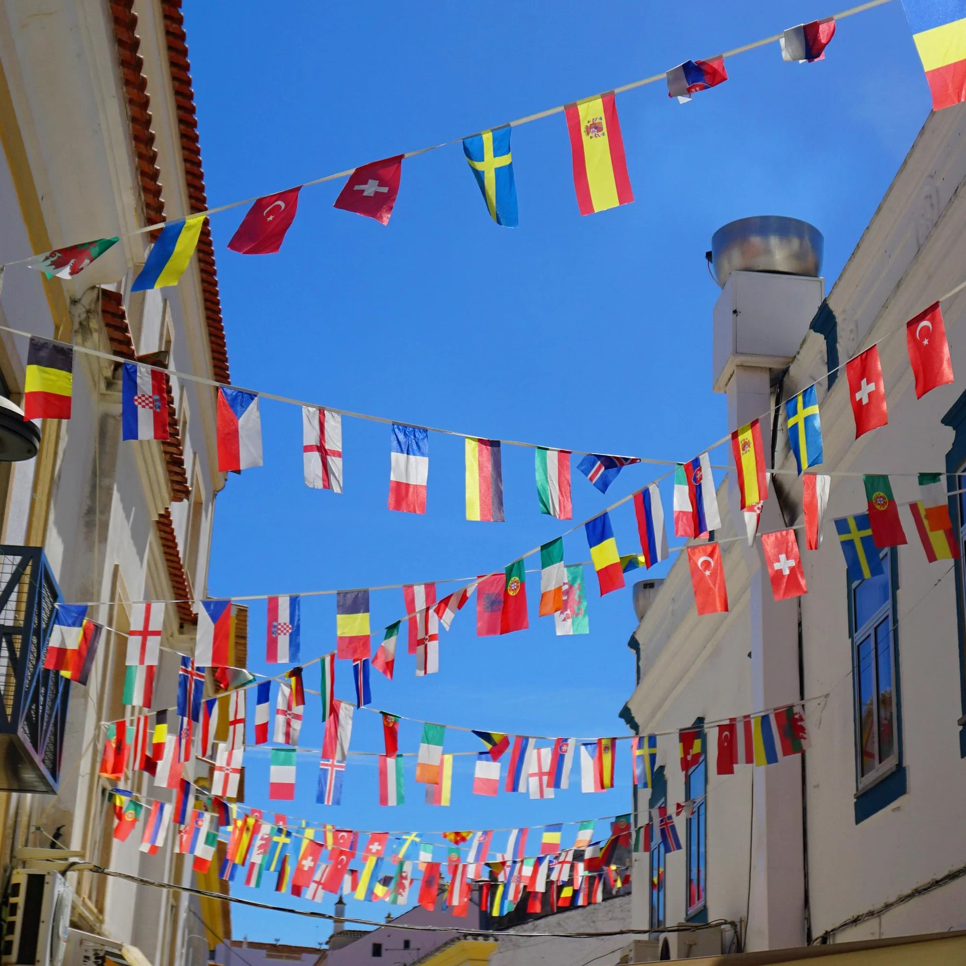 Guirnalda Banderines 50m 200 Países Mundial Fútbol 2026 Decoración Fiesta Copa Mundial