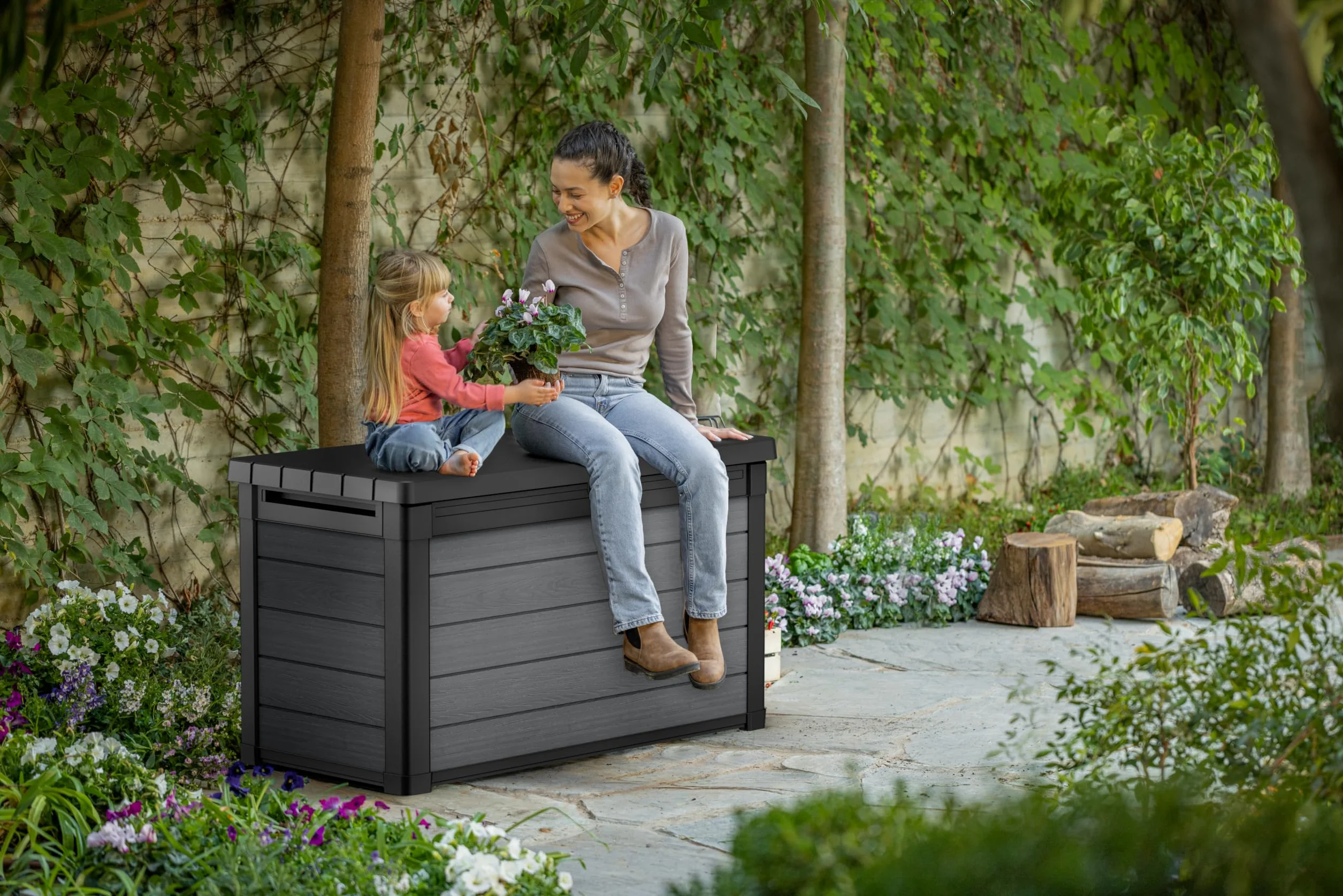 Keter Baúl de jardín 380 l gris efecto madera 122,9 x 62,1 x 70,6 cm