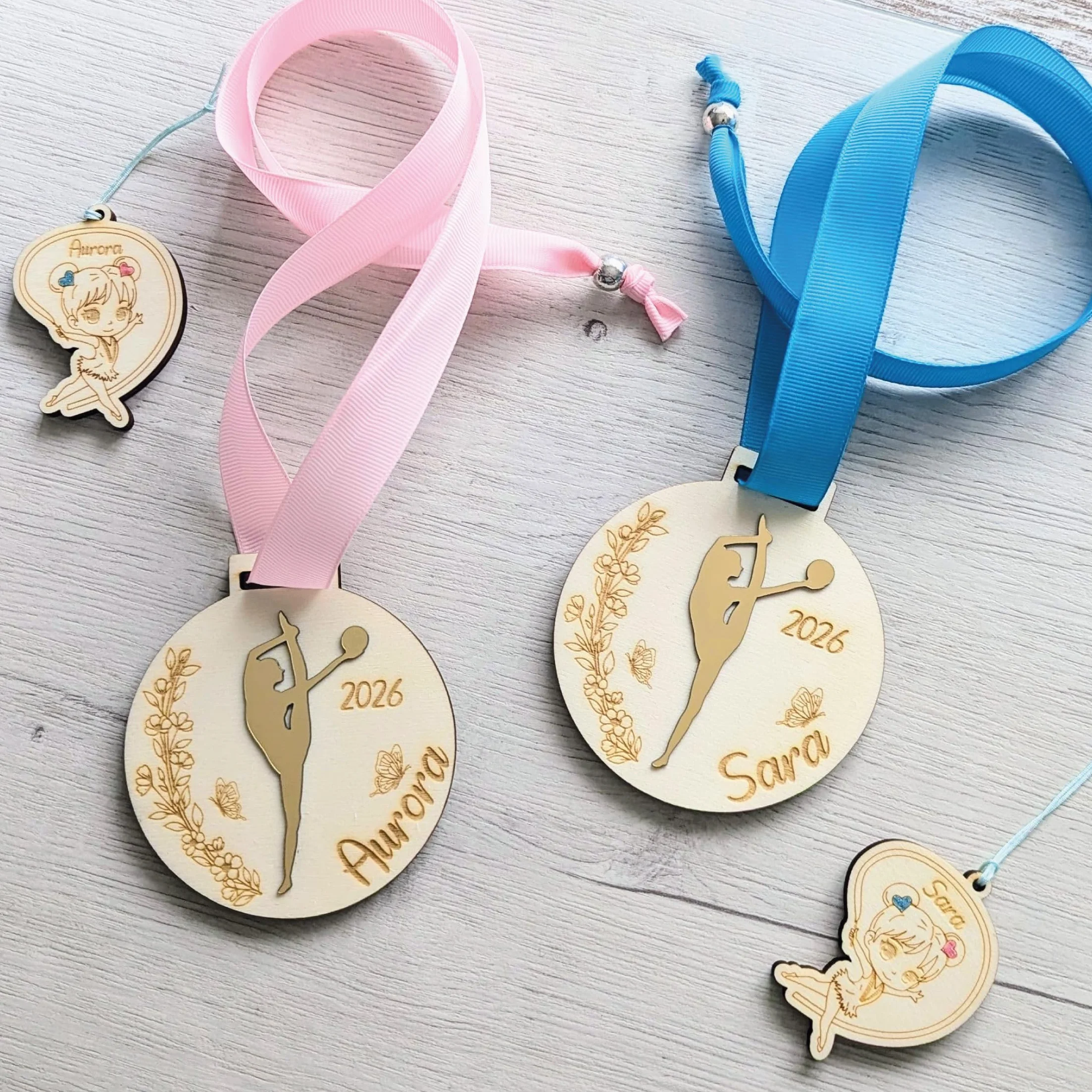 Medalla de Gimnasia rítmica de Madera Personalizada con Nombre y Fecha Grabada