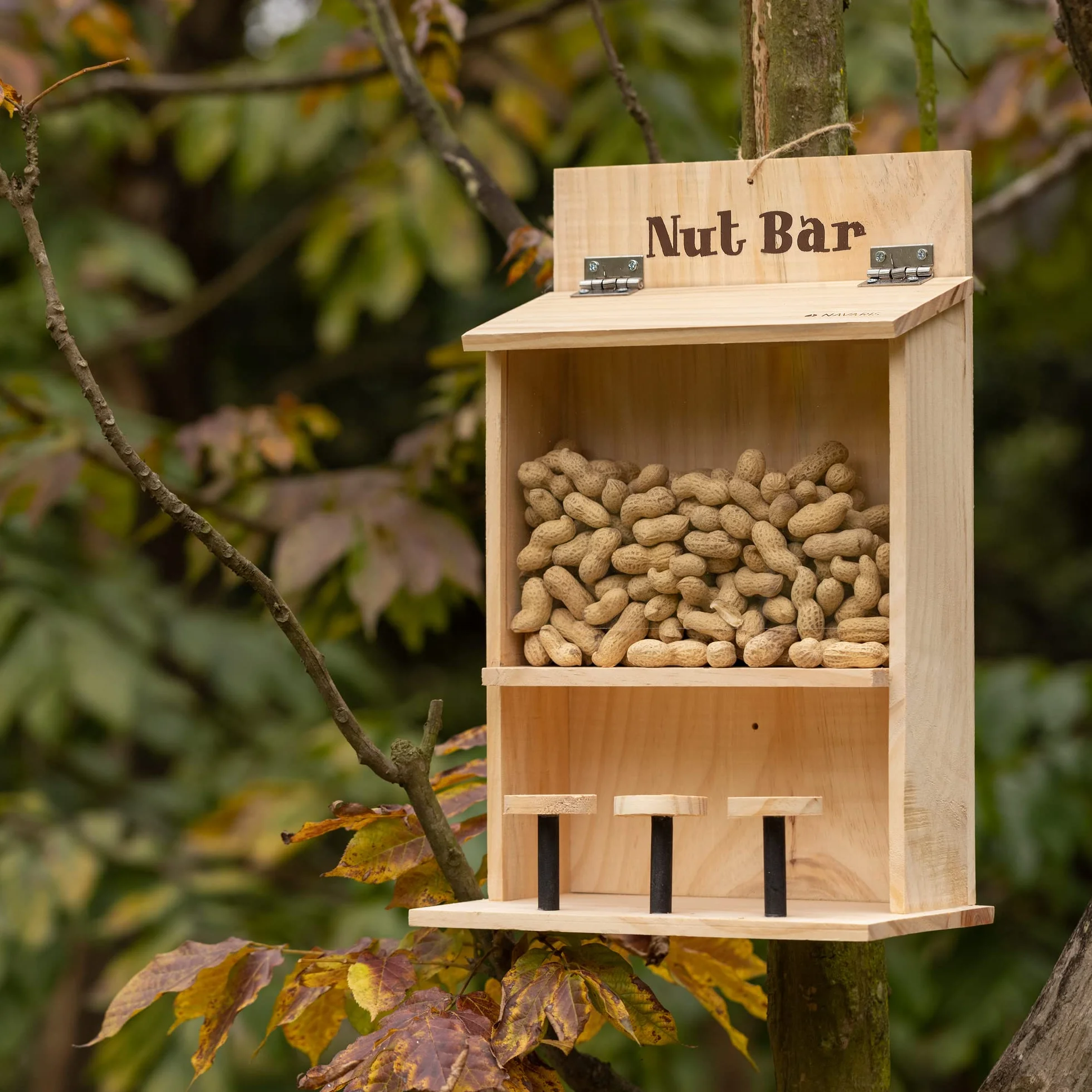 Navaris Comedero para Ardillas Dispensador de Madera con Techo abatible Casa Colgante Ventana Jardín Exterior