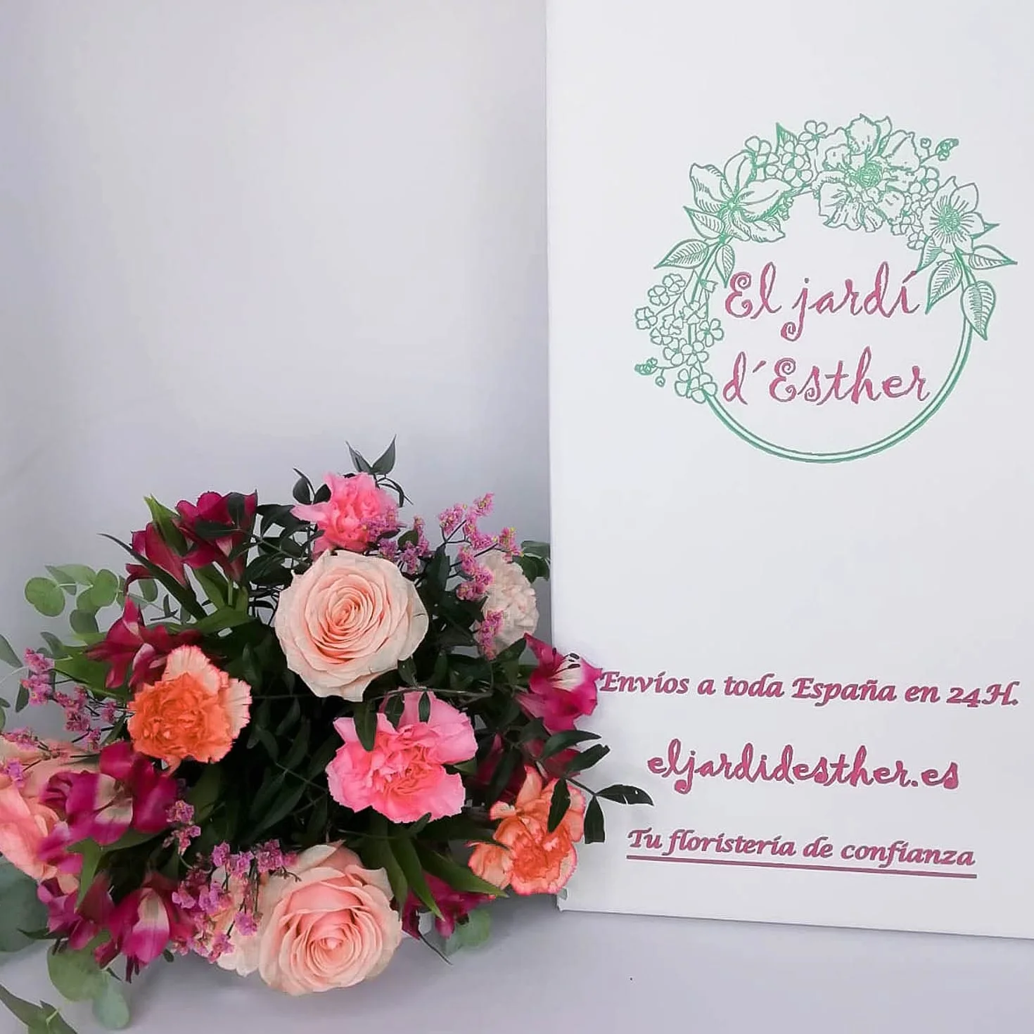 Ramo de flores naturales a domicilio - Flores frescas - Entrega gratis 24 horas - Tarjeta dedicatoria