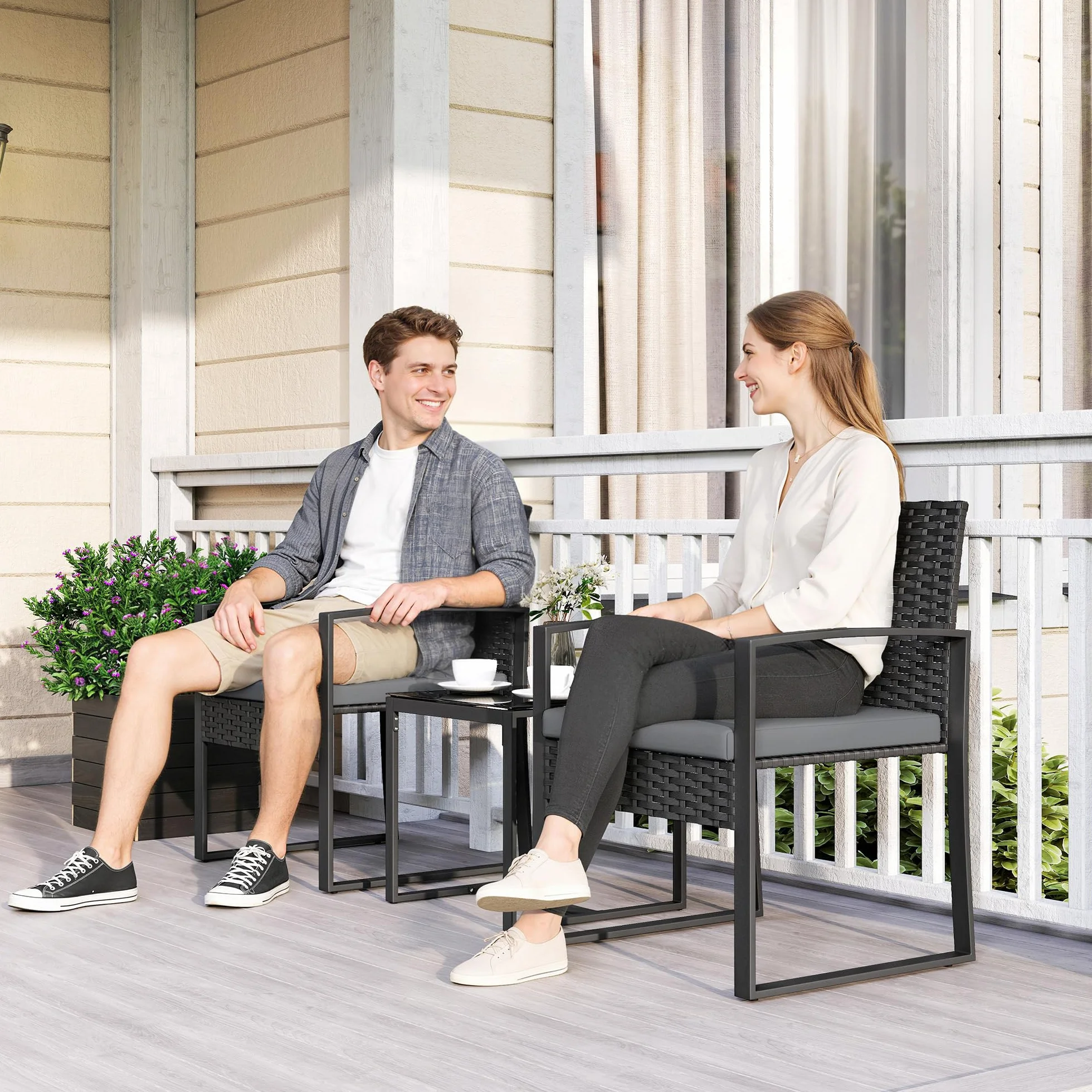 Outsunny Conjunto de Jardín Exterior de 3 Piezas, Muebles Jardín Exterior de Ratán con 2 Sillas con Cojines Lavables y Mesa de Vidrio Templado, Resistente a Intemperie, para Balcón, Patio, Gris Claro