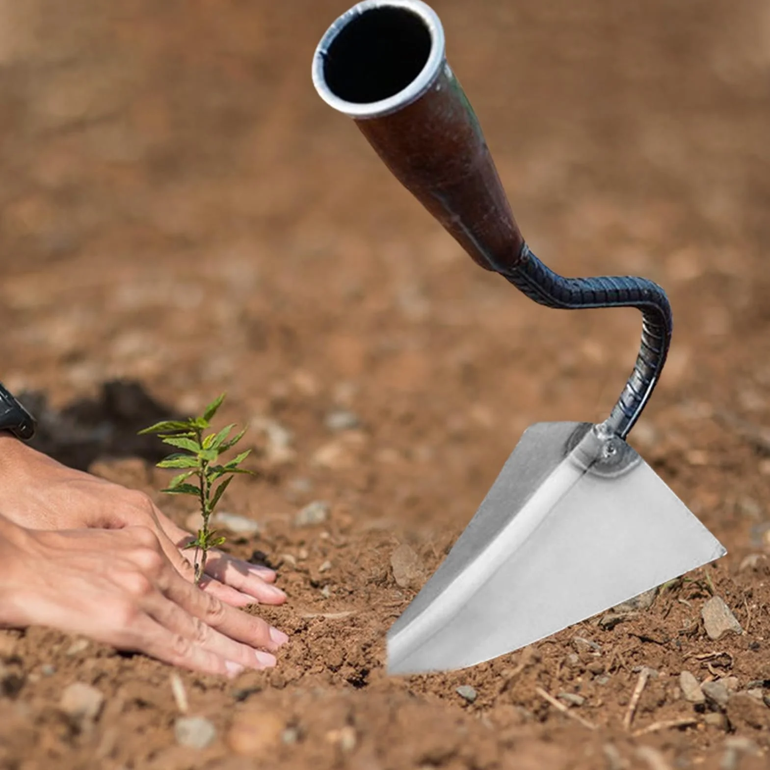 Azada de Jardín Triangular Multiusos Antideslizante para Preparación de Suelo, Eliminación de Malas Hierbas