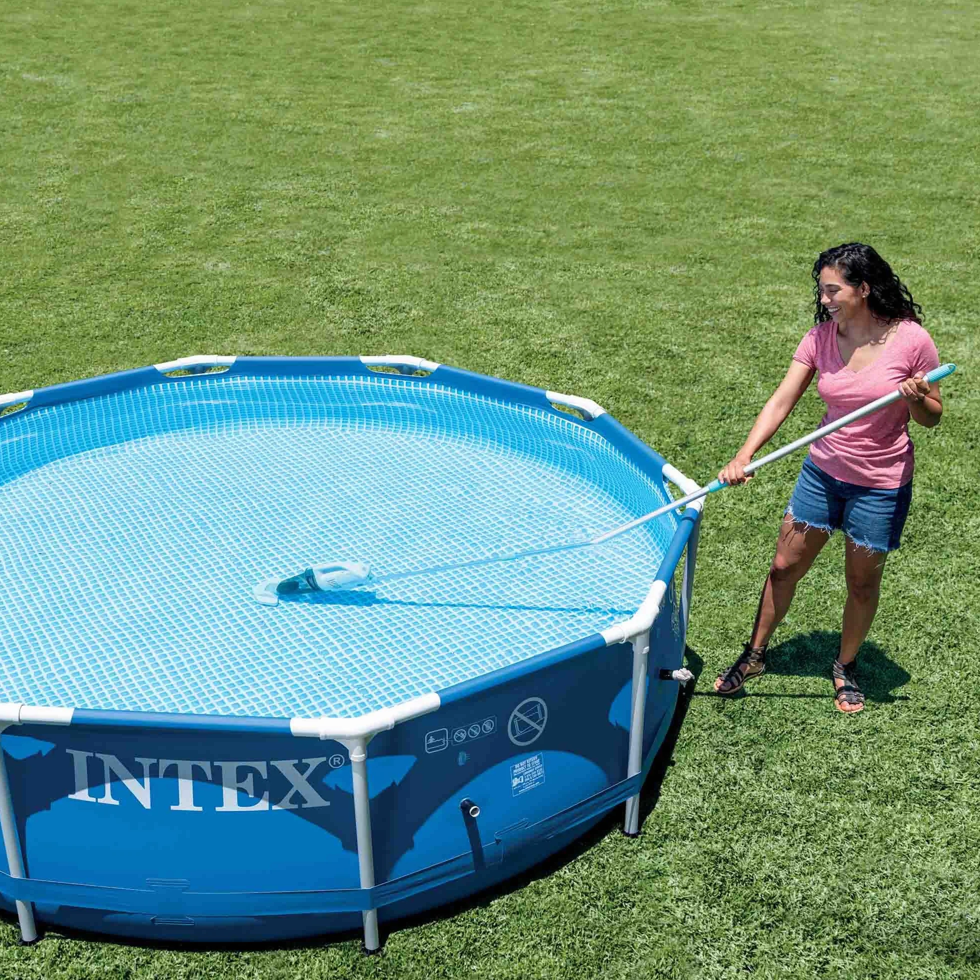 Aspirador Manual Eléctrico ZR100 Intex para Piscinas, Batería Recargable 50min, Mástil 2,39m