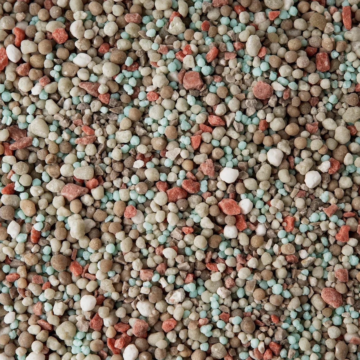 Fertilizante Profesional Starter CE para Césped NPK 15-25-6 0.9Kg 30m²