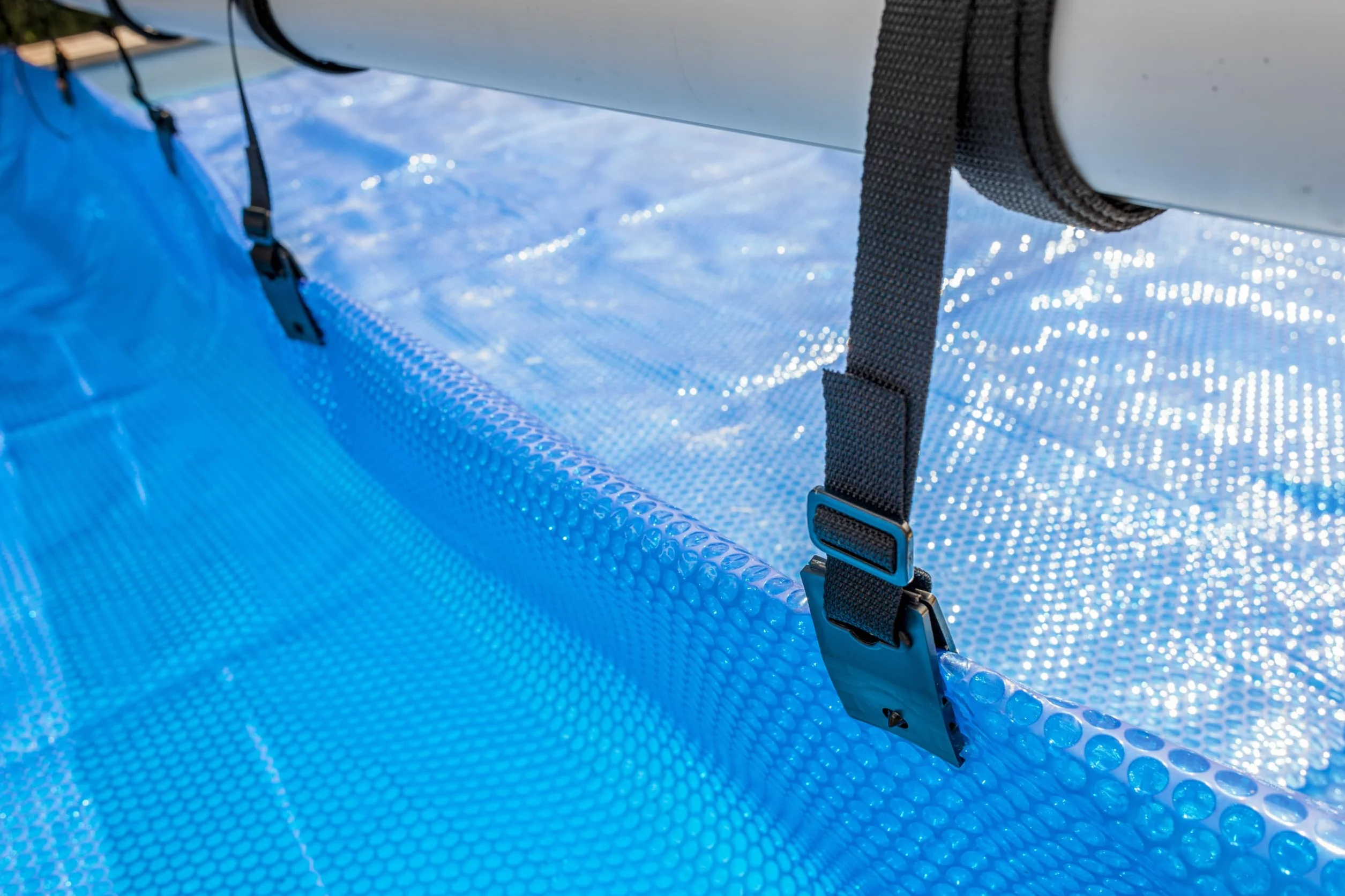 Enrollador Telescópico para Piscinas Enterradas Ancho Máximo 5,50 m Aluminio Anodizado Ruedas Giratorias