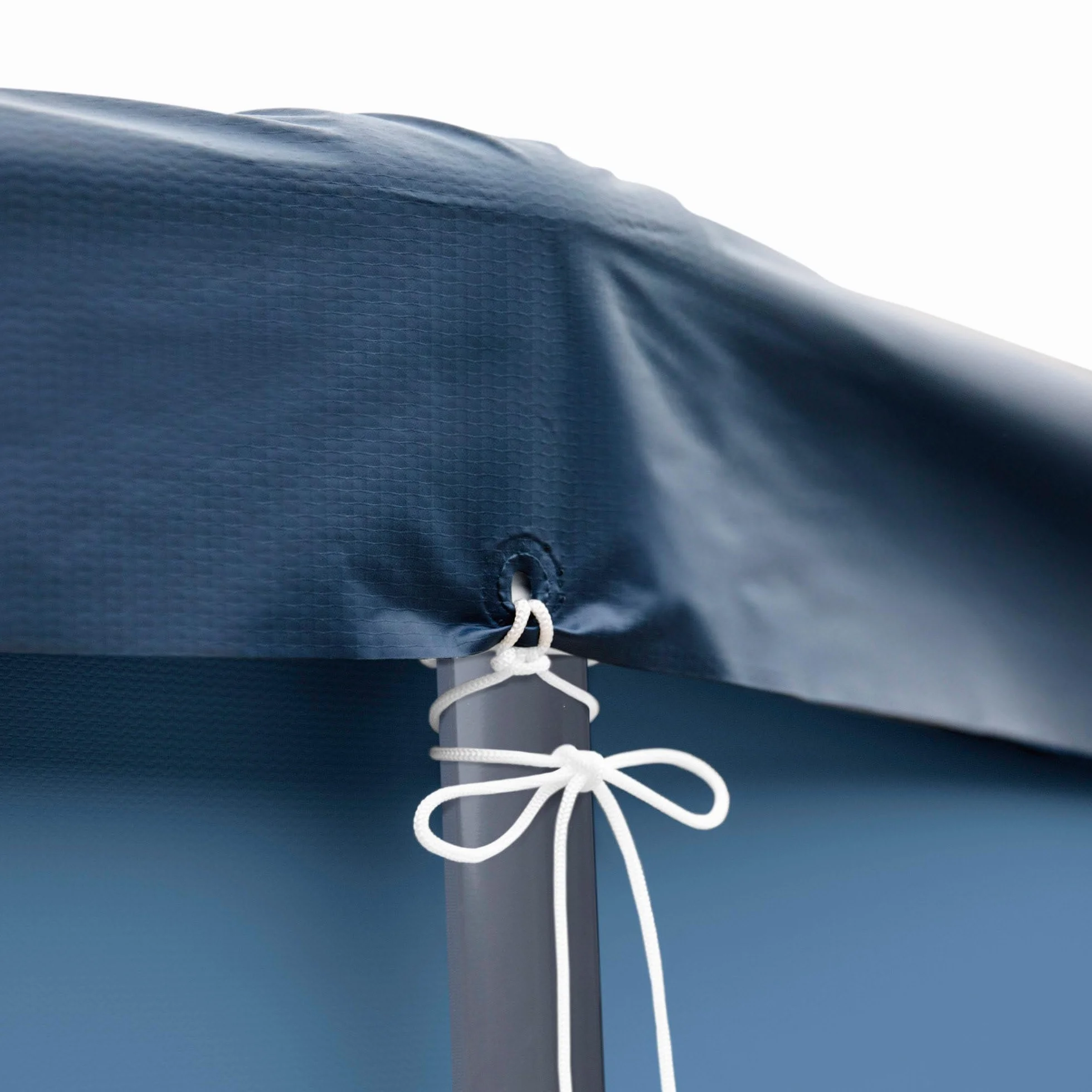 Intex Cobertor Piscina Redonda 5,49 m Azul Oscuro Funda Protectora Circular con Cordón y Drenaje 58016
