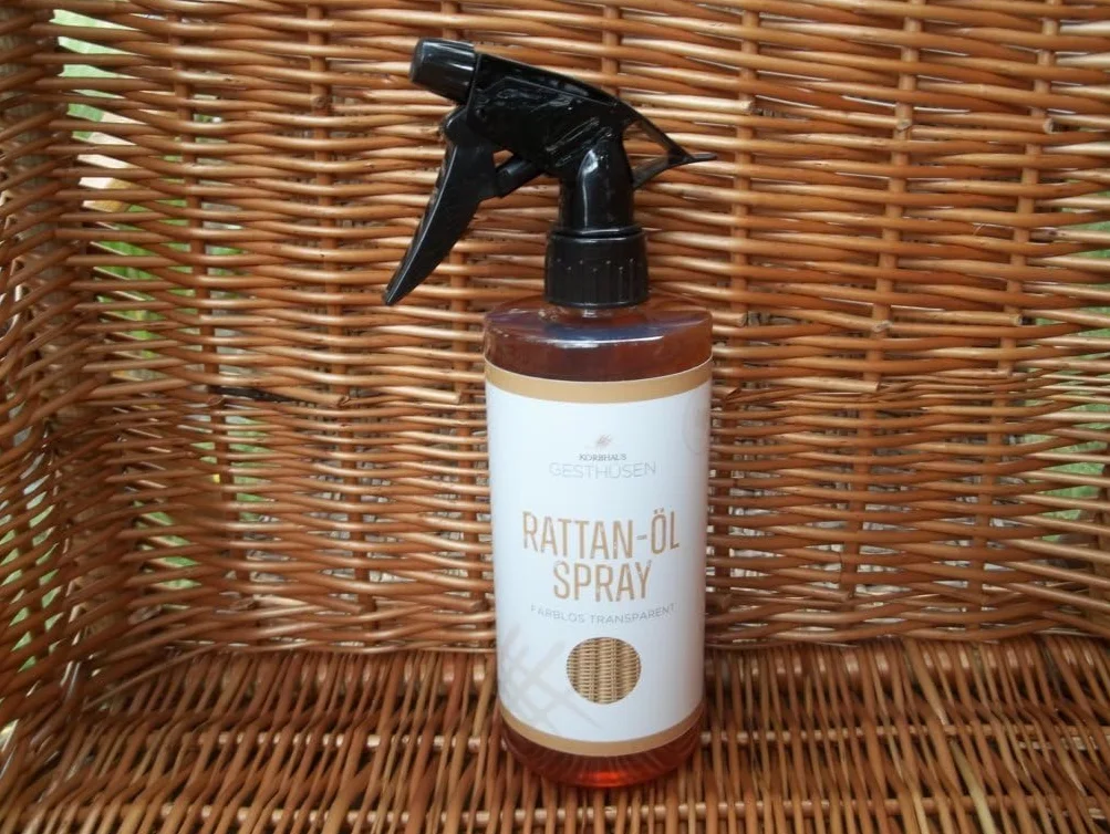 Aceite de ratán para cuidado y conservación