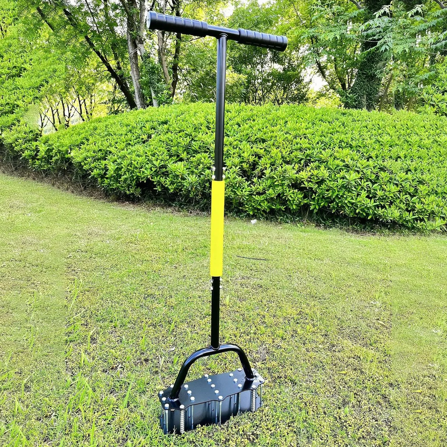 Aireador de césped Aireador Manual / Esponjador | Diseño con resorte, aireador para césped con 17 púas de acero para Mantenimiento de Jardín y Césped