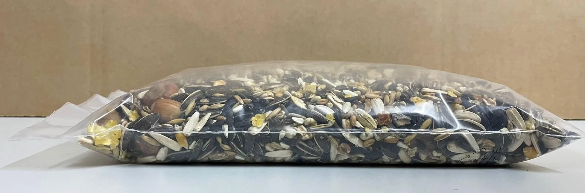 Alimento para Ardillas 0,9 kg, Mezcla Natural con Extra de Avellanas, Mini Paquete de Recarga