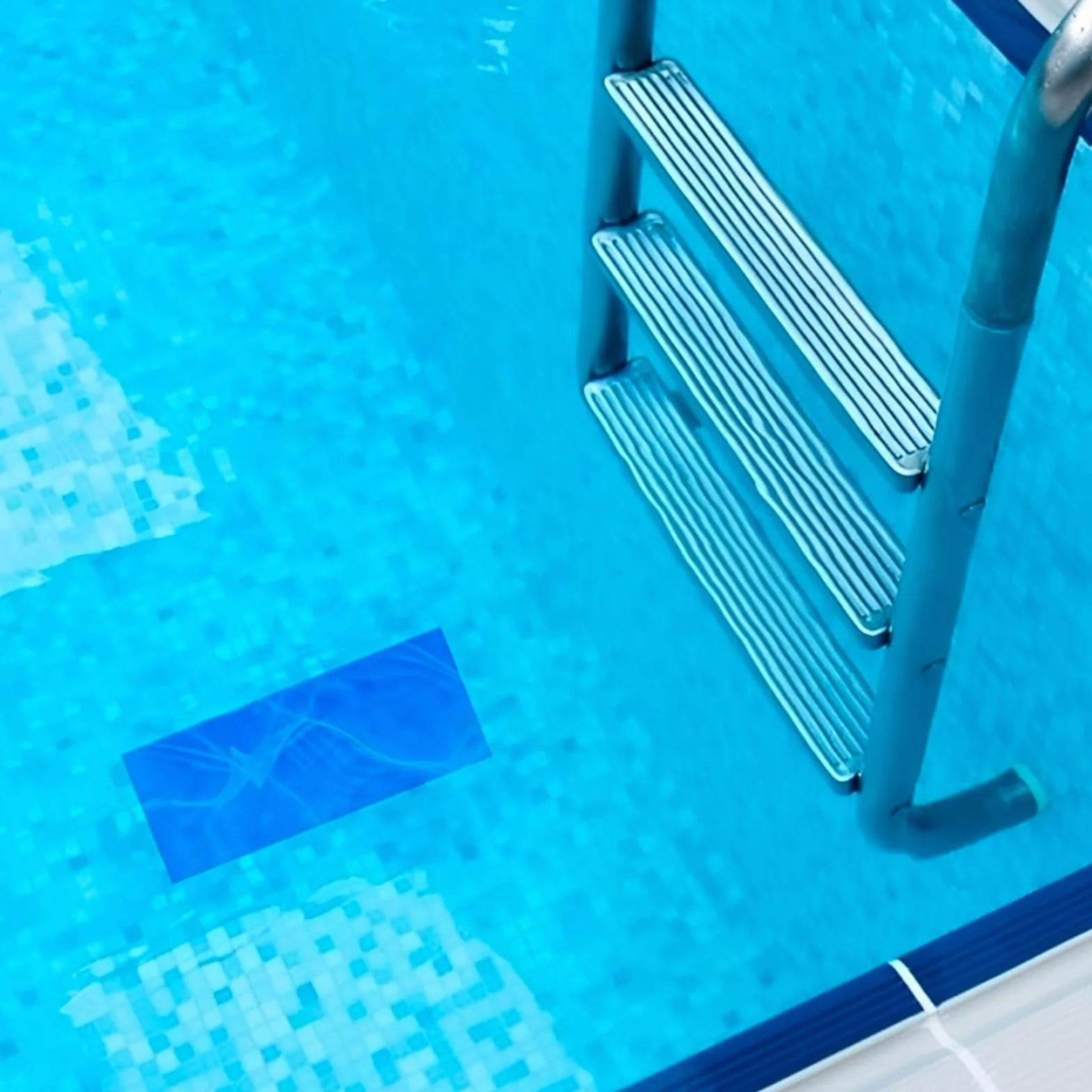 Parches Piscina Autoadhesivos Reparación Impermeables 4FT x 2.8FT PVC Pool Liner Repair Patch