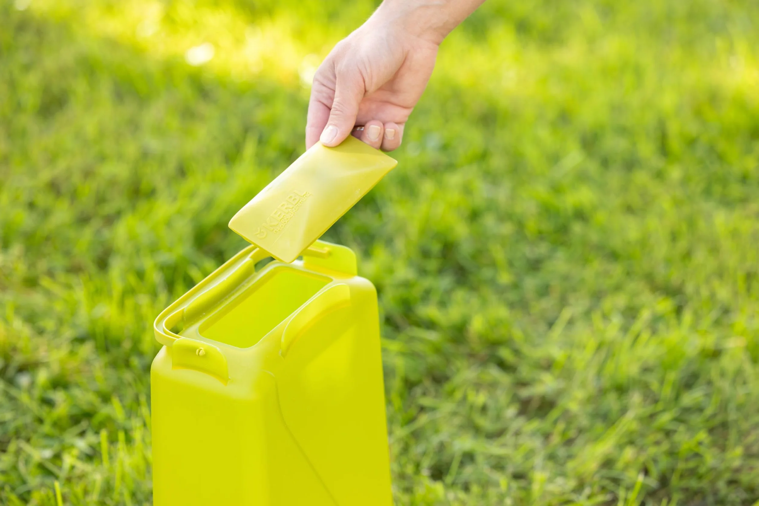 Kerbl Comedero automático para Aves 5,5 l Plástico 19,5x28,5x39,5 cm