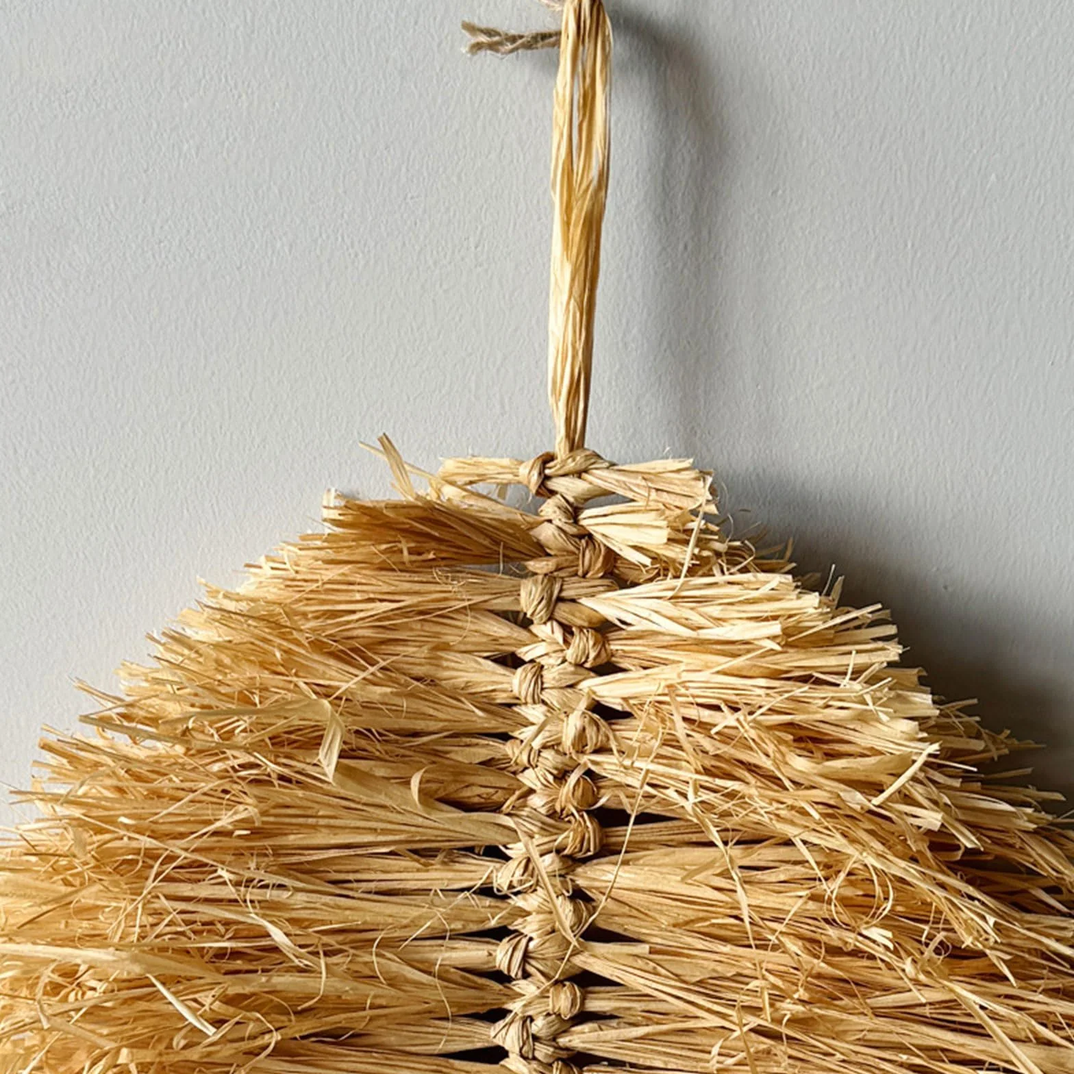 Adorno colgante de pared de rafia tejida a mano con forma de hoja, decoración para cabaña y dormitorio