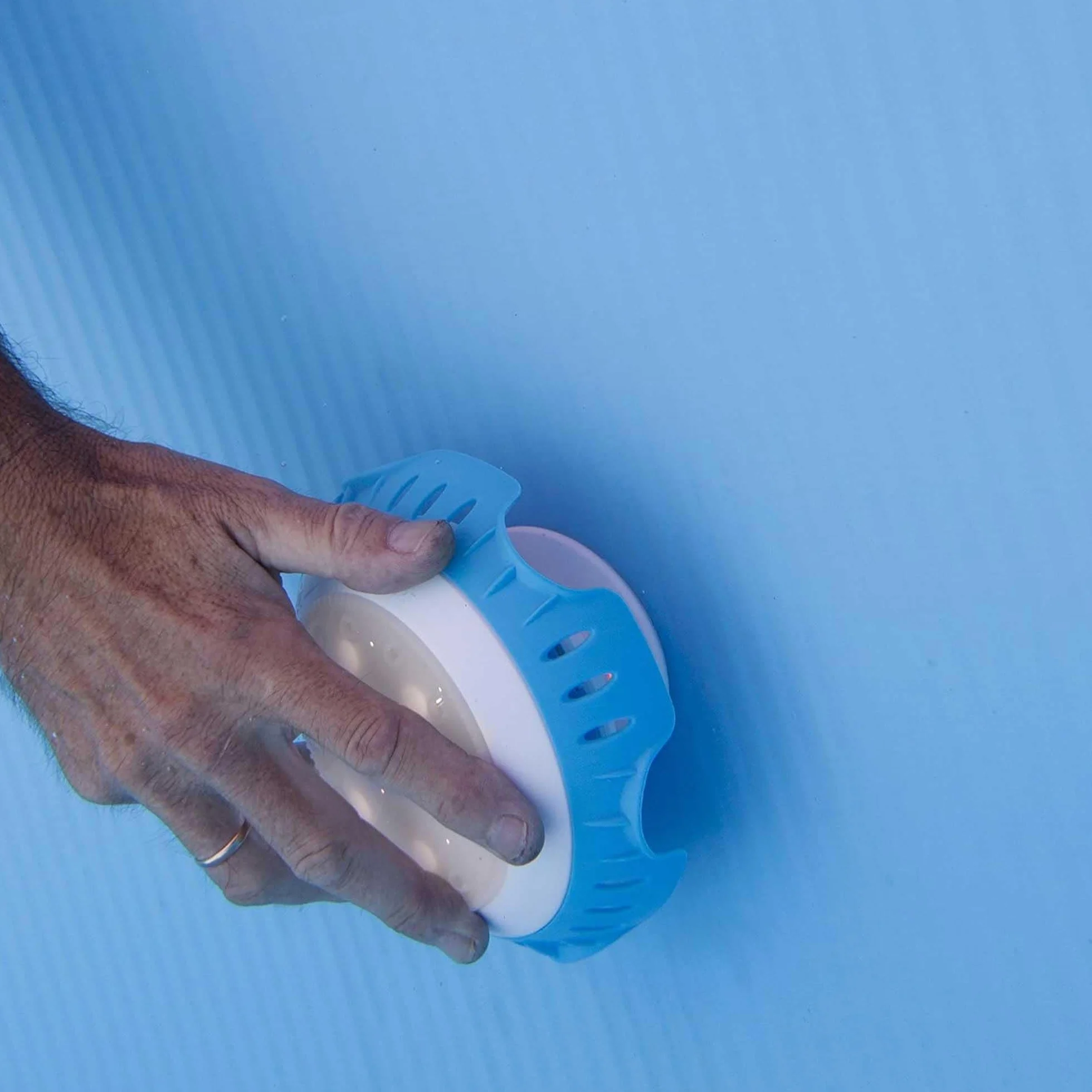 Proyector LED Color para Piscina Elevada de Acero Iluminación