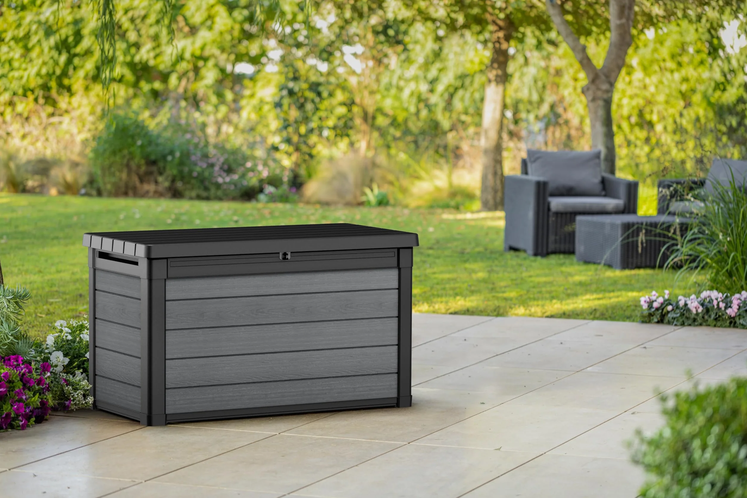 Keter Baúl de jardín 380 l gris efecto madera 122,9 x 62,1 x 70,6 cm