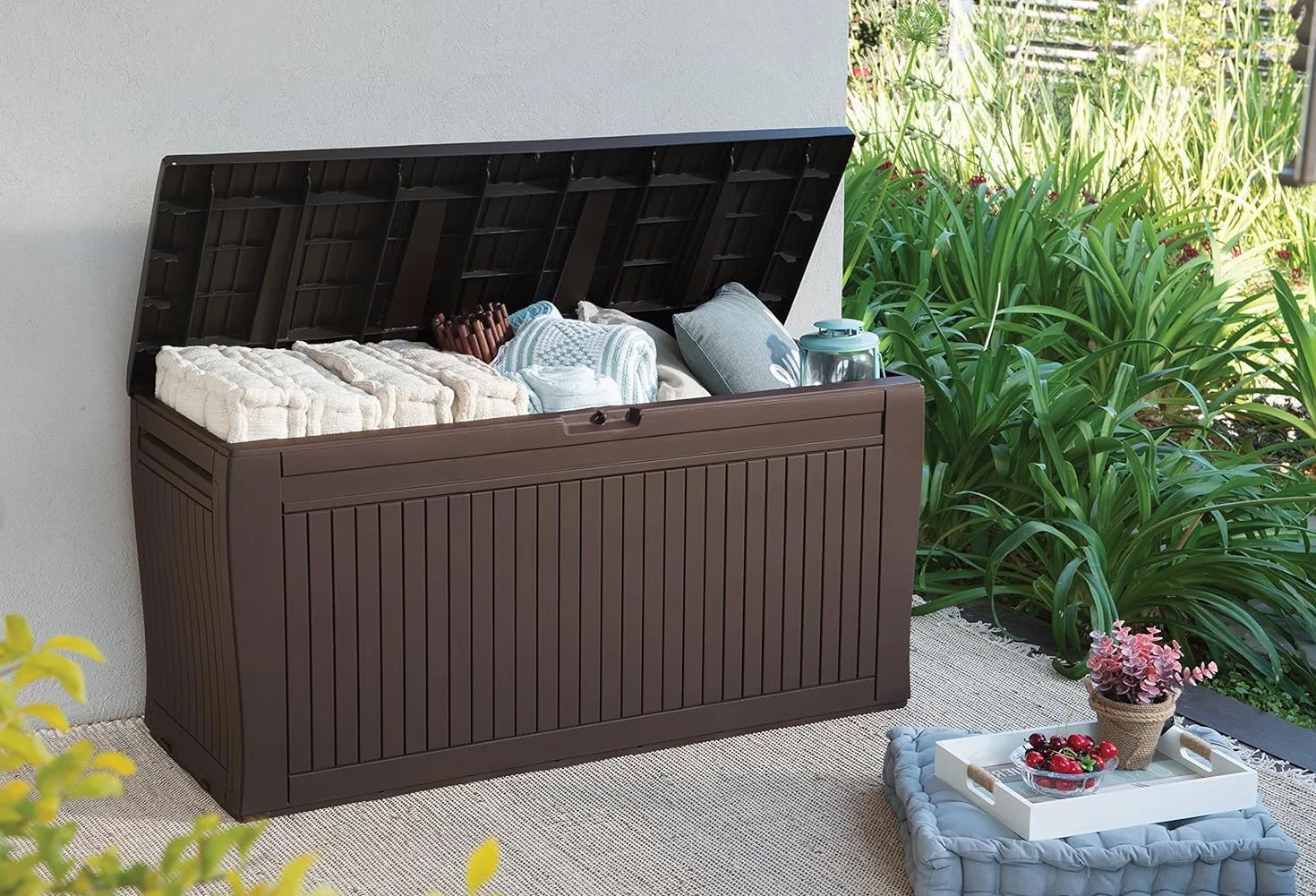 Keter Comfy Arcón exterior Baúl almacenaje 270L Resina Marrón 44.7 x 116.7 x 57 cm