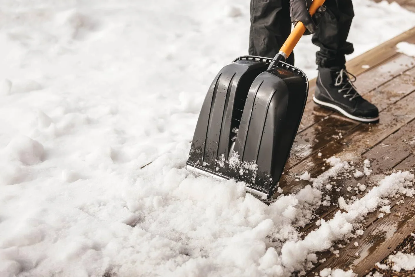 Fiskars Pala de nieve X-series 132 cm Aluminio/polímero Negro naranja gris