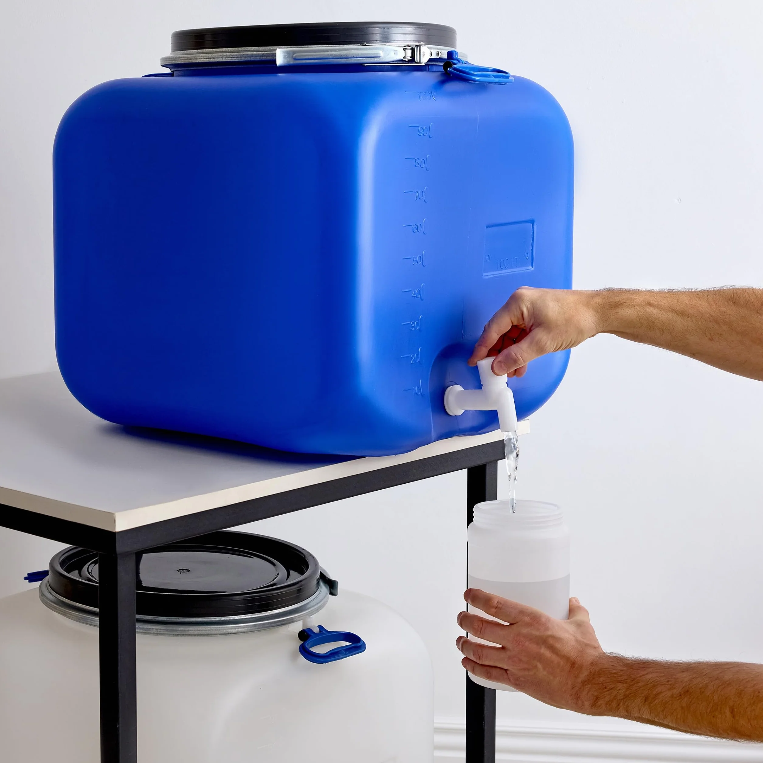 Barril de Agua de Lluvia 100 litros Cuadrado con Tapa y Grifo Boca Ancha Azul