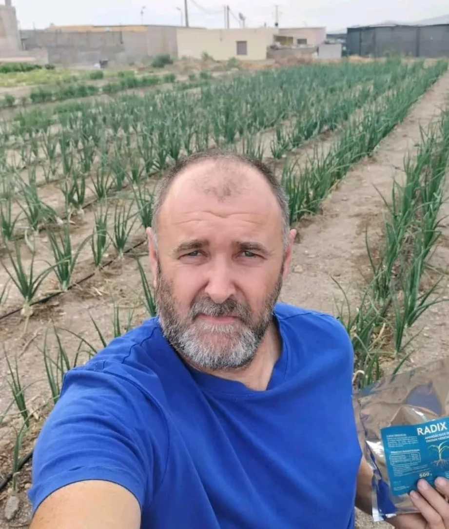 RADIX-2 ENRAIZANTE Aminoácidos Vegetales 95% Hidrólisis Enzimática 500 Gramos