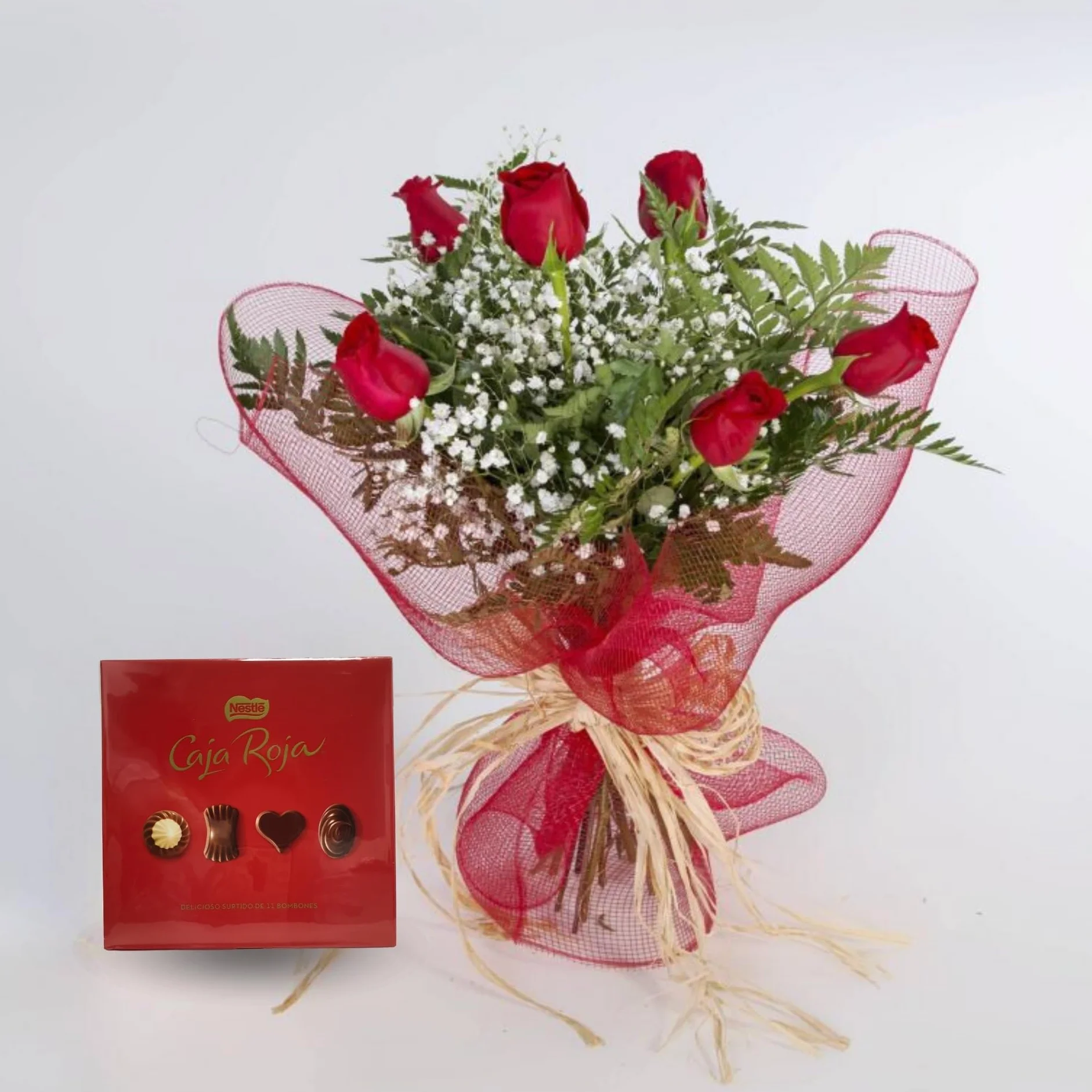 Ramo de 6 rosas naturales a domicilio con bombones y tarjeta