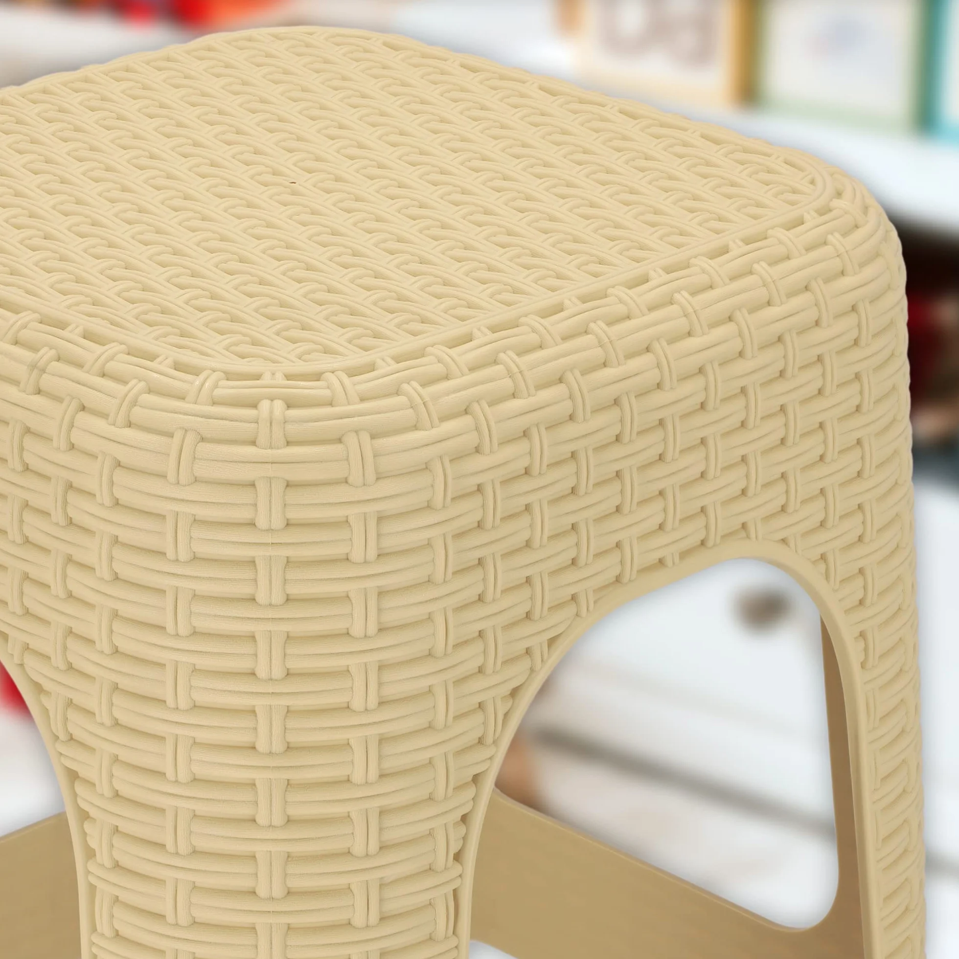 KADAX Elegante Taburete de Plástico con Acabado de Ratán para Exteriores, Patios, Balcones y Jardines (Beige)