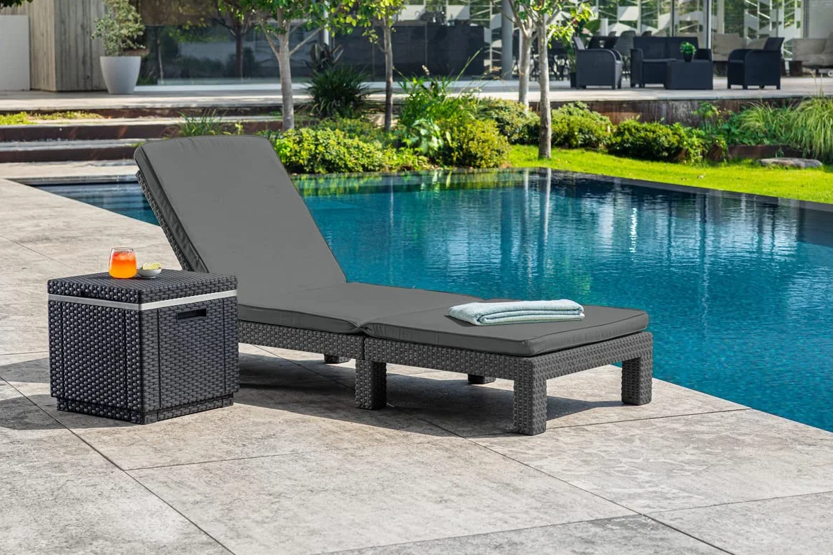 Keter Ice Cube Mesa Nevera Exterior Resina Ratán 42x42x41 cm Grafito