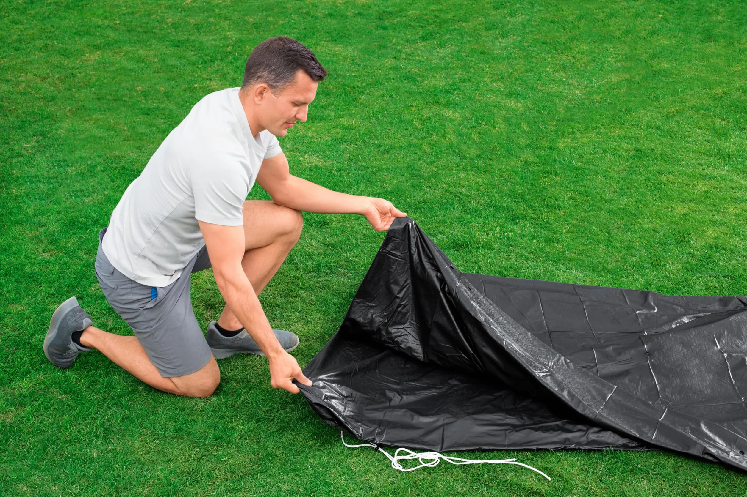 BETSWAY Cobertor de Invierno Redondo PVC para Piscinas Ø305 cm Negro