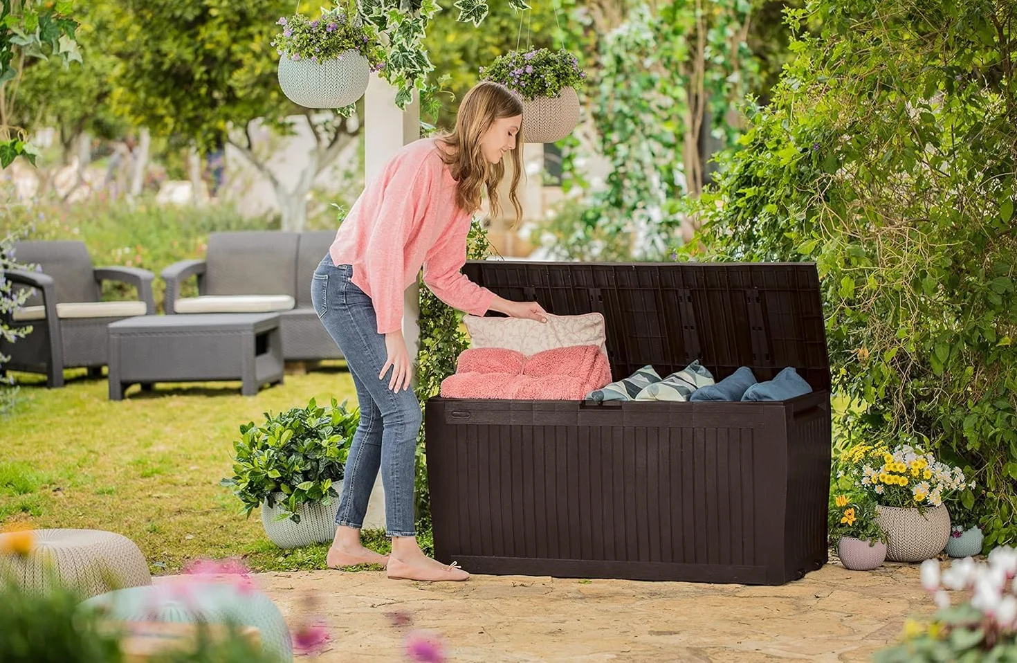 Keter Comfy Arcón exterior Baúl almacenaje 270L Resina Marrón 44.7 x 116.7 x 57 cm