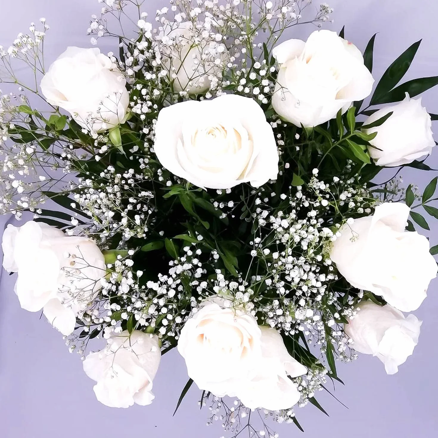 Alma Ramo de flores naturales 12 rosas blancas a domicilio entrega gratis 24 horas