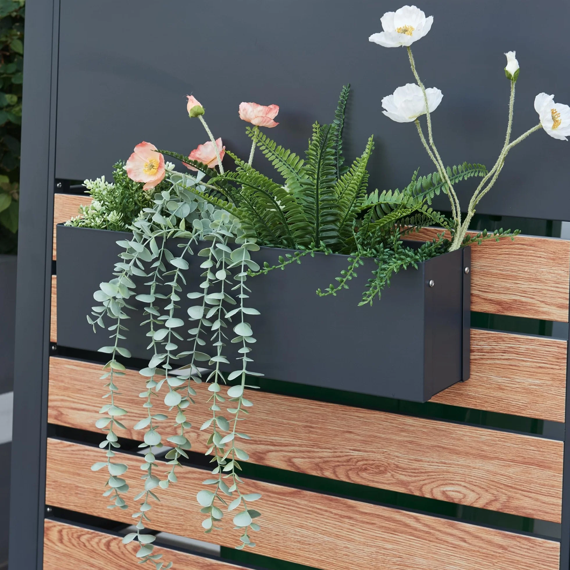 [en.casa] Jardinera Colgante con Orificios de Drenaje Macetero Exterior o Interior con 2 Ganchos para Flores Hierbas de Cocina Acero Galvanizado 50x12x15 cm - Antracita
