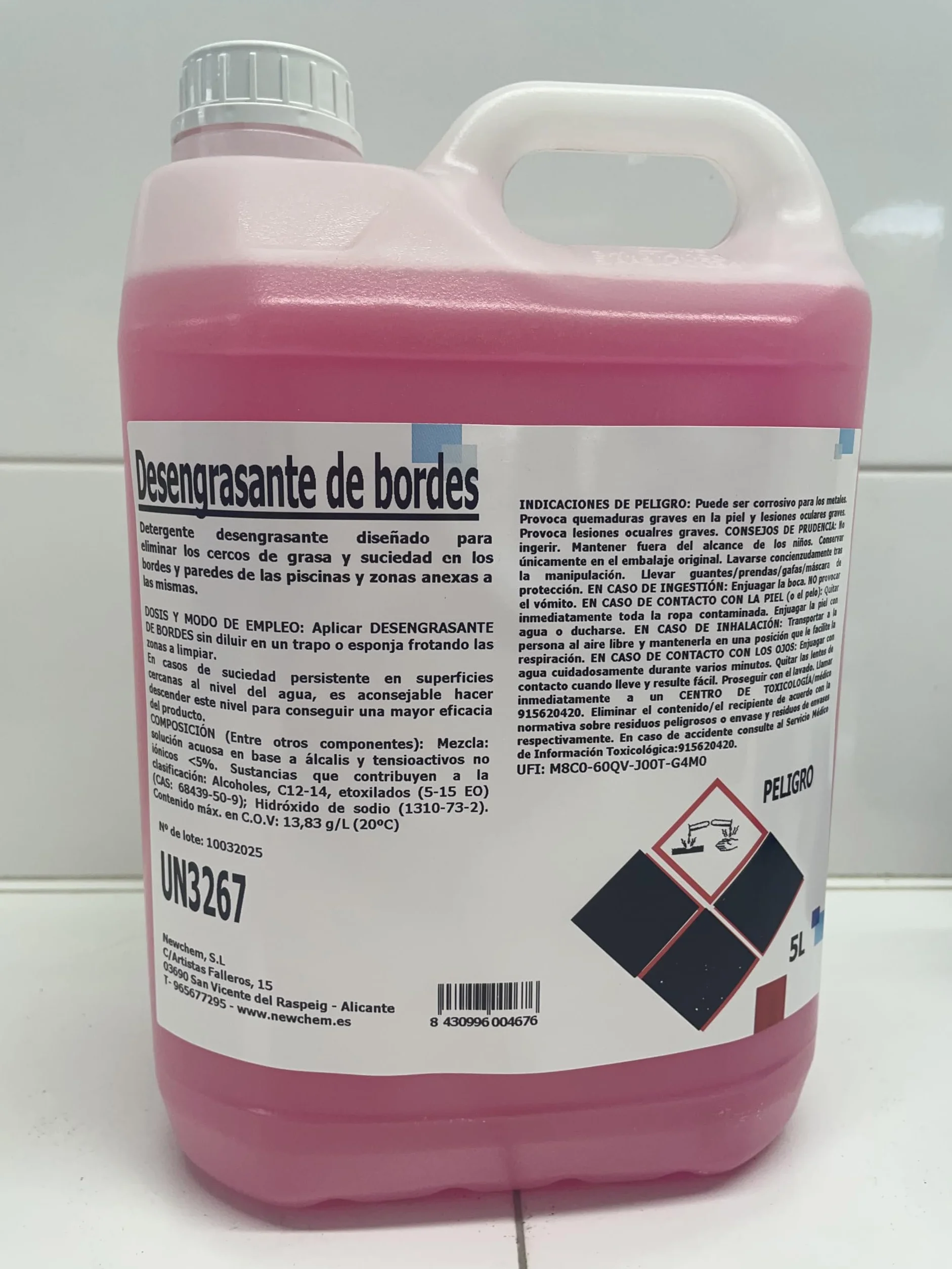 Desengrasante de Bordes para Piscinas 5 Litros